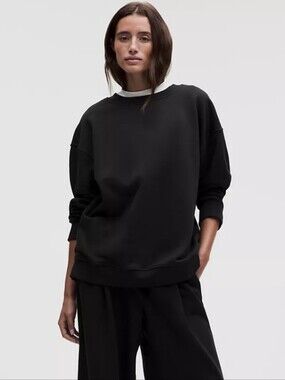 Lululemon Women's Black Perfectly Oversized Crewneck Size 10
